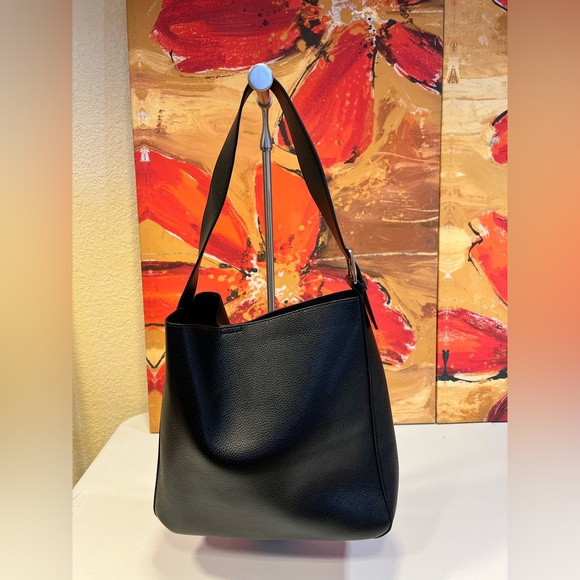 None Handbags - Black Pebbled Leather Shoulder Bag - Sleek Everyday Carry